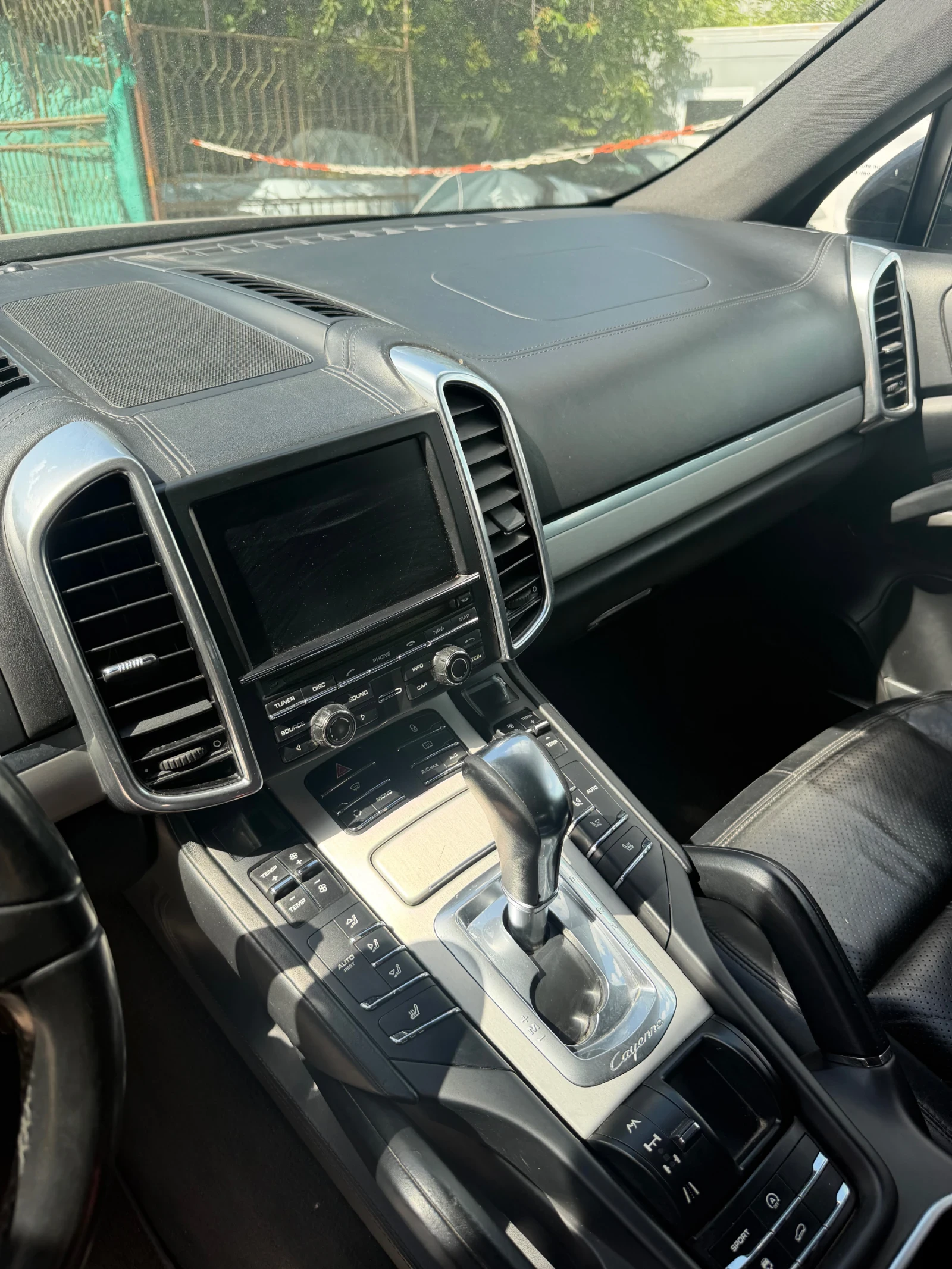 Porsche Cayenne 3.0tdi , снимка 7 - Автомобили и джипове - 54704893