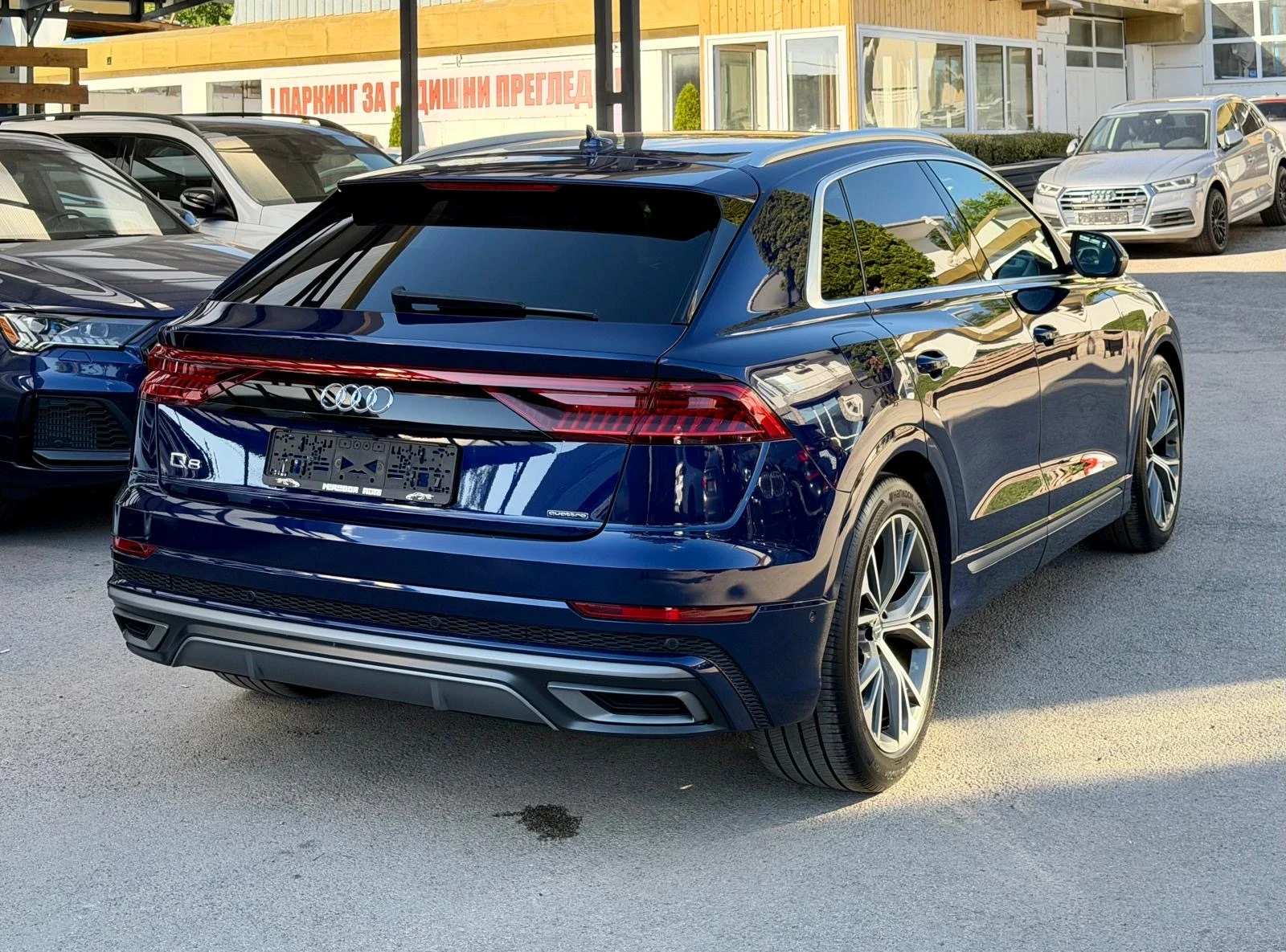 Audi Q8 55TFSI Technik S-Line Quattro, снимка 4 - Автомобили и джипове - 55243846