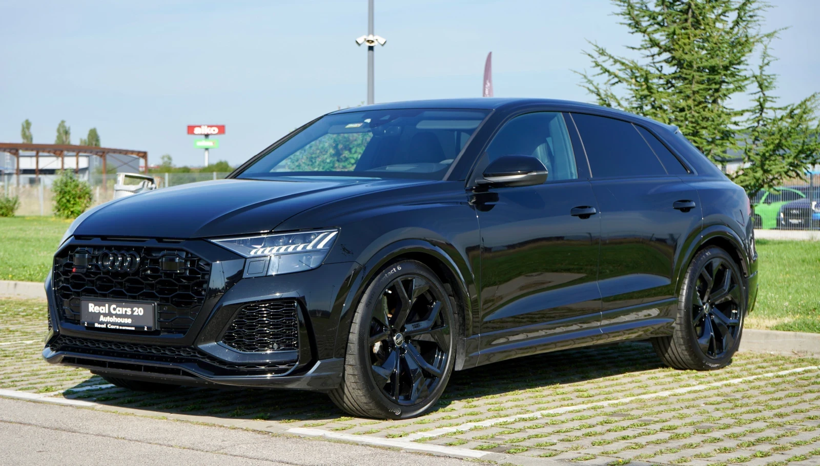 Audi RSQ8 CARBON* DISTR* HEAD-UP* B&O* MEMORY* 