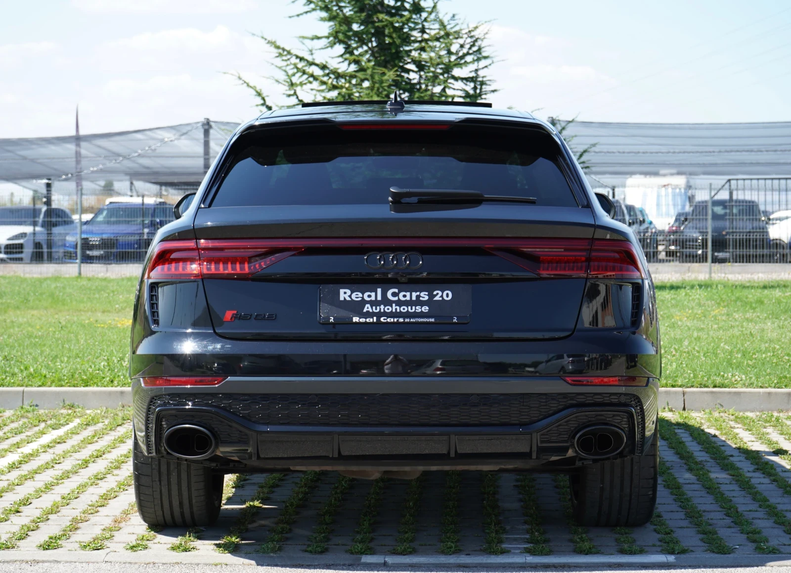 Audi RSQ8 CARBON* DISTR* HEAD-UP* B&O* MEMORY* , снимка 5 - Автомобили и джипове - 55627030