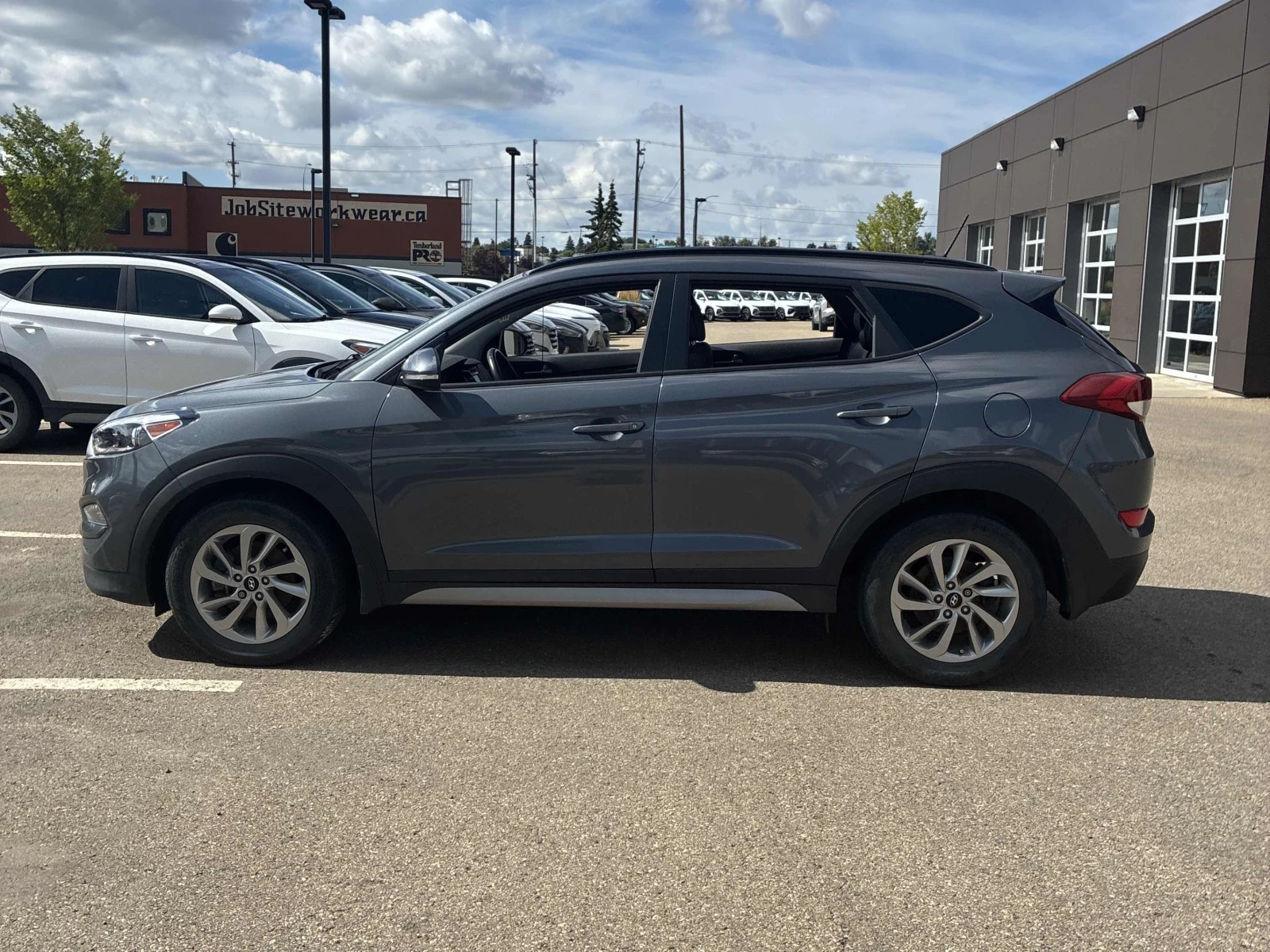Hyundai Tucson, снимка 2 - Автомобили и джипове - 55733634
