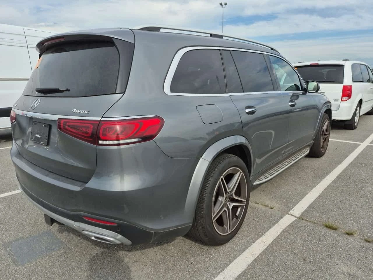 Mercedes-Benz GLS 450 * AMG Line * CARFAX * , снимка 3 - Автомобили и джипове - 55784424