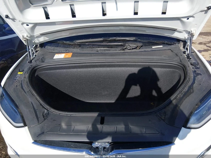 Tesla Model X 100D/75D/90D | Mobile.bg � ����������� 10