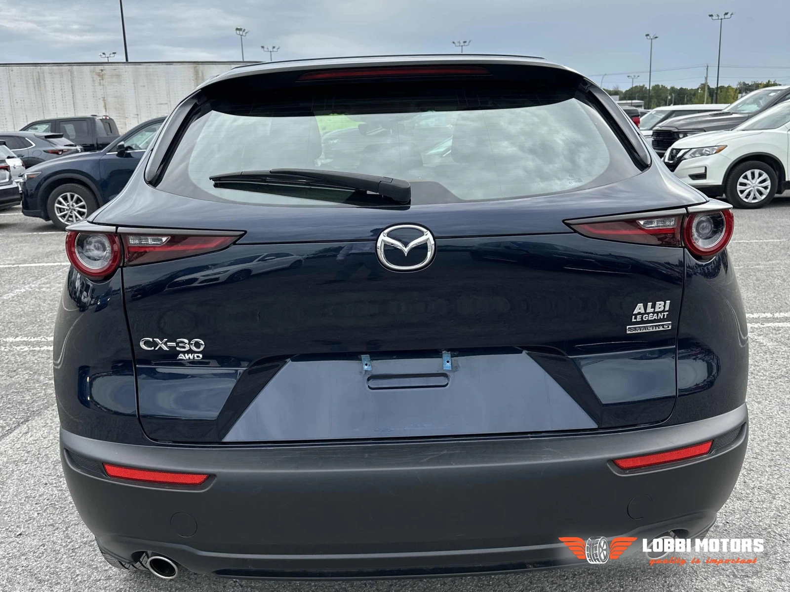 Mazda CX-30, снимка 10 - Автомобили и джипове - 56113537