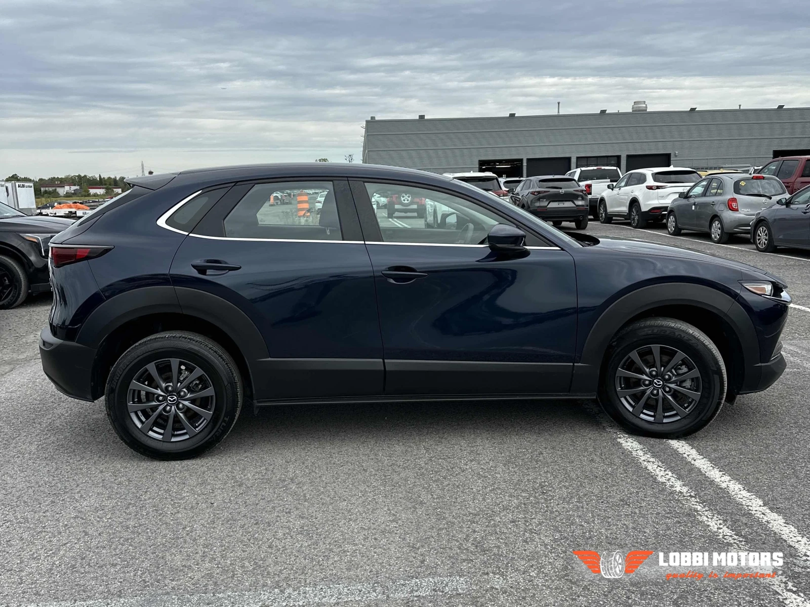 Mazda CX-30, снимка 3 - Автомобили и джипове - 56113537