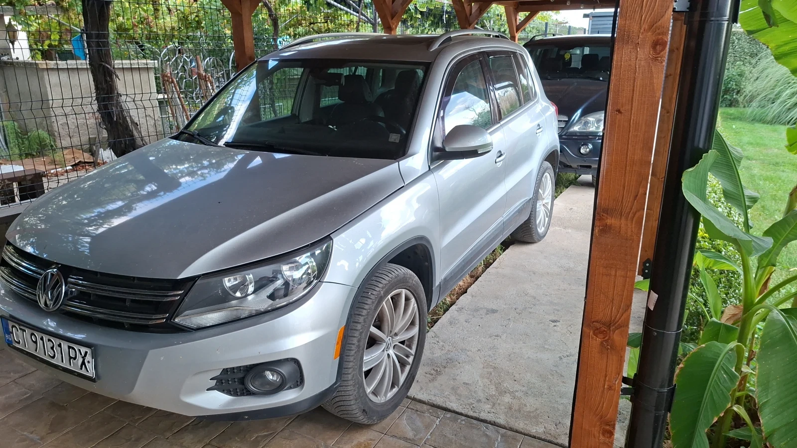 VW Tiguan, снимка 2 - Автомобили и джипове - 56357603