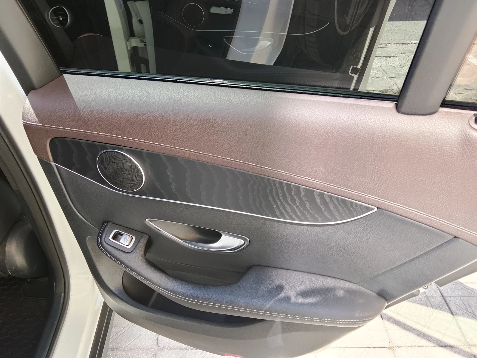 Mercedes-Benz GLC 350 350 4matik, снимка 11 - Автомобили и джипове - 56477796