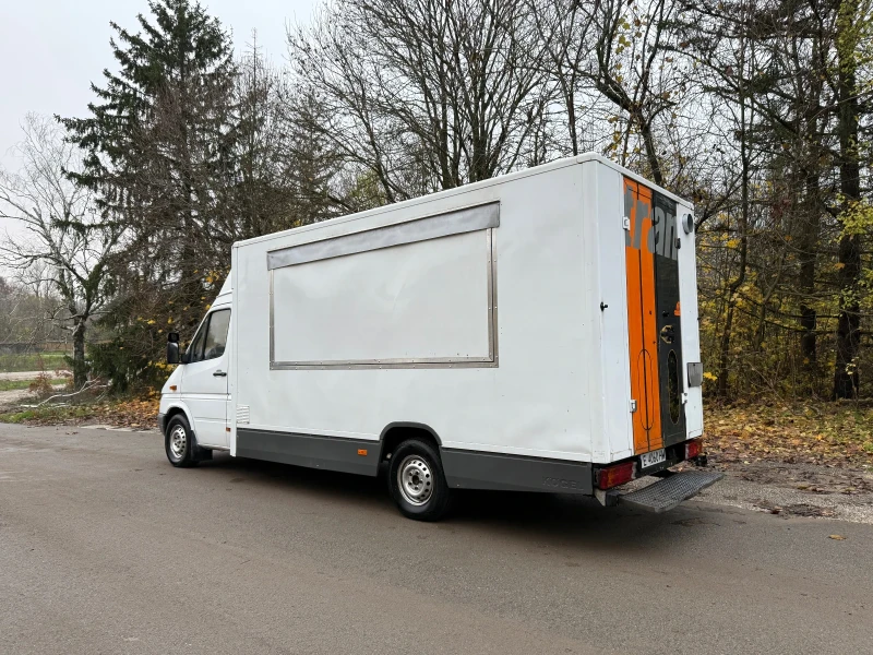 Mercedes-Benz Sprinter 308 CDI* ТЪРГОВСКИ КЕМПЕР ЗА БЪРЗО ХРАНЕНЕ* ОБОРУДВАН, снимка 5 - Бусове и автобуси - 52500234