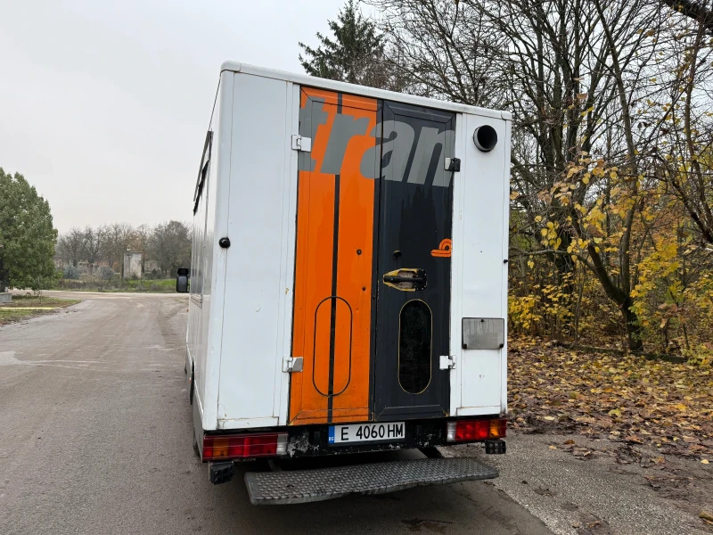 Mercedes-Benz Sprinter 308 CDI* ТЪРГОВСКИ КЕМПЕР ЗА БЪРЗО ХРАНЕНЕ* ОБОРУДВАН, снимка 4 - Бусове и автобуси - 52500234