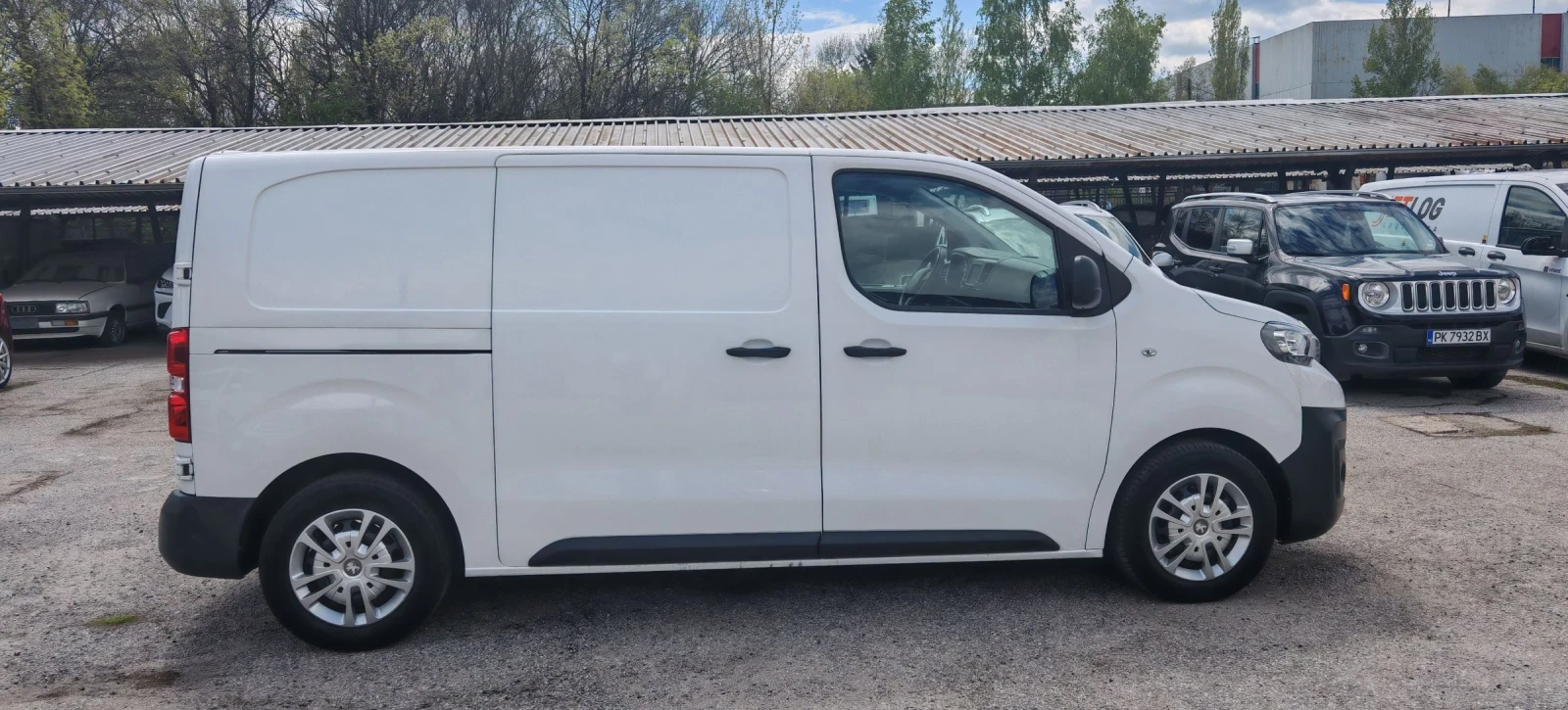 Peugeot Expert Electric 75kw, снимка 4 - Бусове и автобуси - 54419721