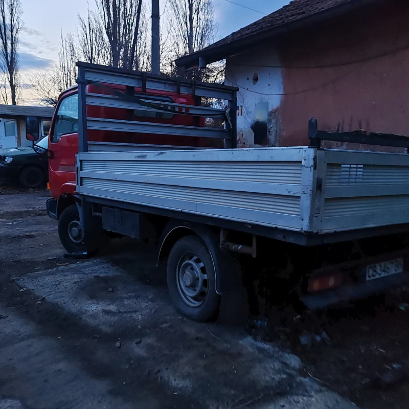 Nissan 2.3 Бордови, снимка 3 - Камиони - 52970163