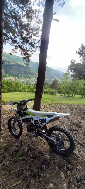 Husqvarna FC | Mobile.bg    5