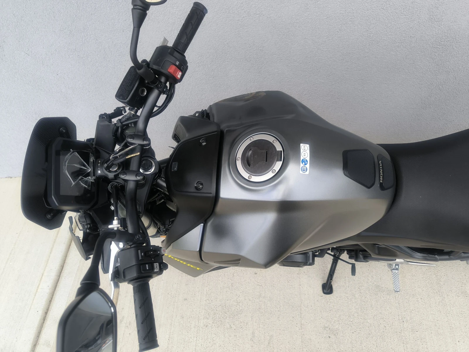 Honda Hornet 750, 2023 година  - изображение 7
