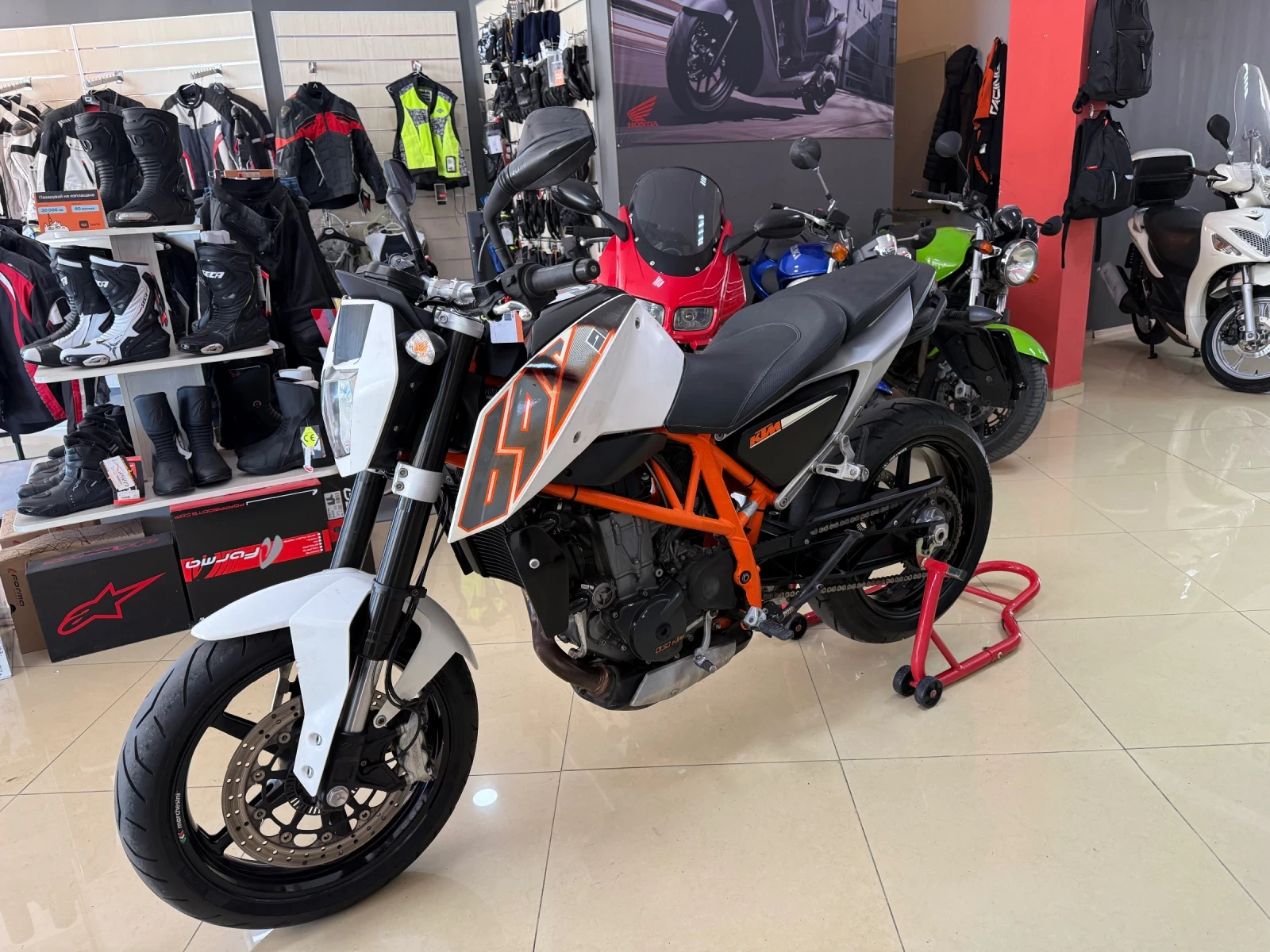 Ktm Duke DUKE 690 - изображение 10