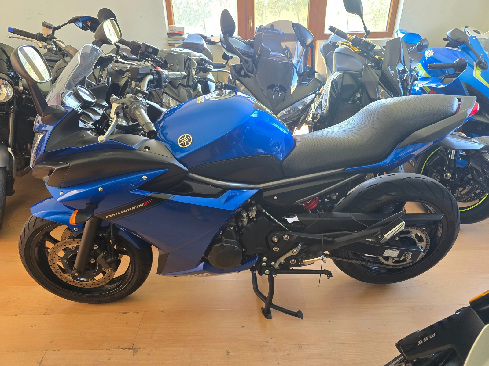 Yamaha XJ6 Diversion , снимка 5 - Мотоциклети и мототехника - 55506152