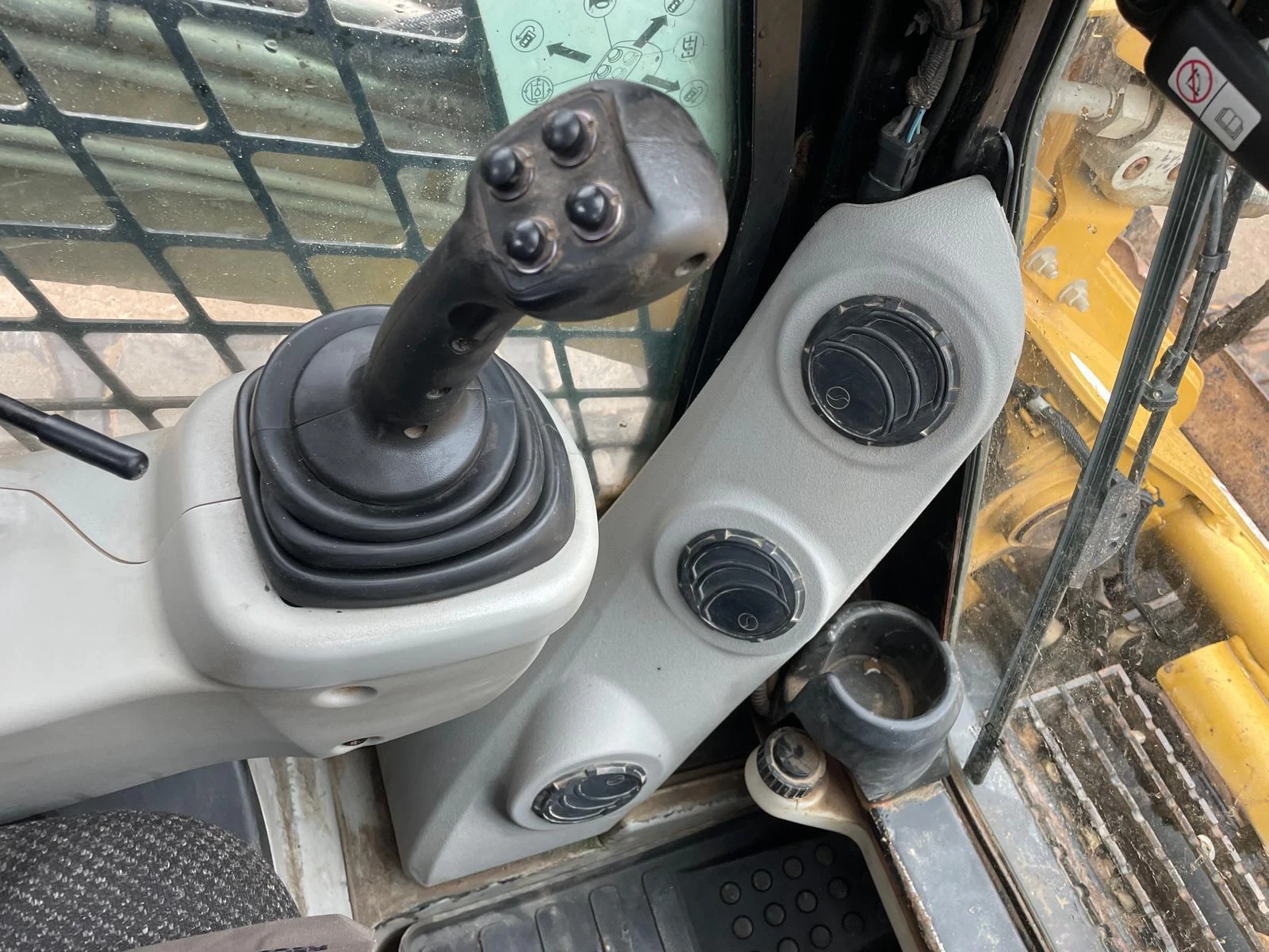 Мини челни товарачи Cat 289C HF XPS - изображение 5