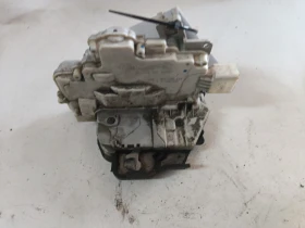 ����� �� �������� �� ����� (����� �����)  4F0839016A Audi A6