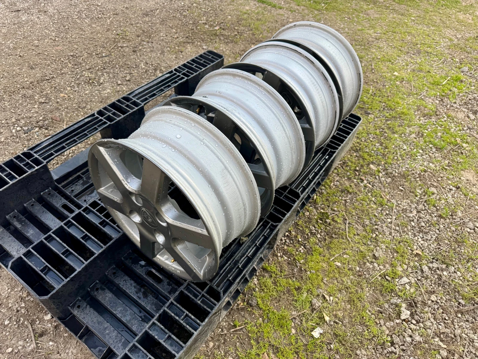 Джанти за Toyota Yaris, снимка 9 - Гуми и джанти - 53750023