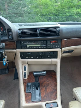 BMW 750 е32, снимка 10