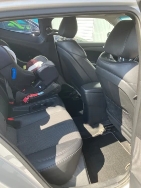 Hyundai Veloster   Бензин/газ, снимка 6