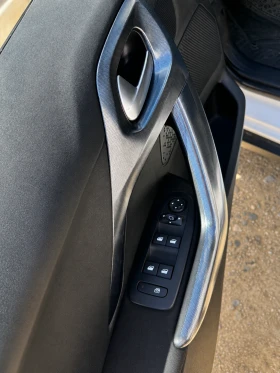 Peugeot 2008, снимка 15