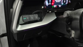 Audi A3 PREMIUM* 40TFSI* MATRIX* ПОДГРЕВ* КАМЕРА* SUNROOF*, снимка 12