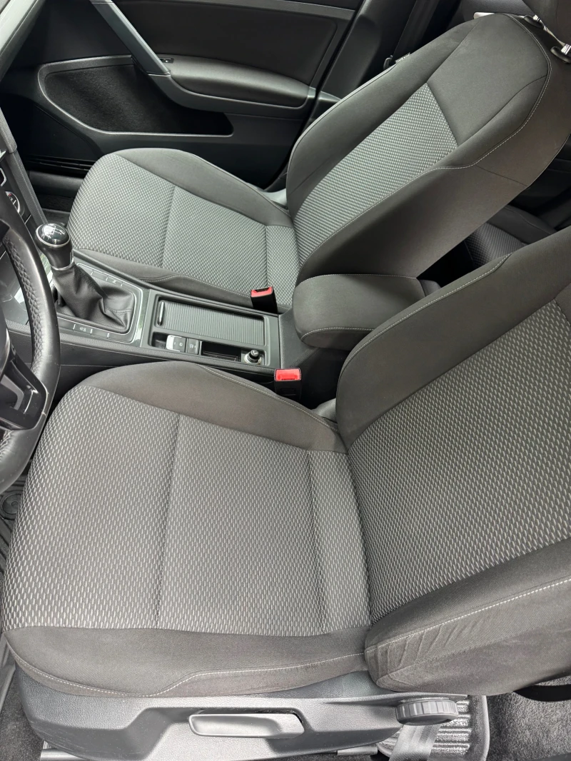 VW Golf 1.6TDI 116 EURO6, снимка 12 - Автомобили и джипове - 41601503