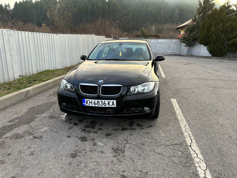 BMW 318 i, снимка 1 - Автомобили и джипове - 46352160