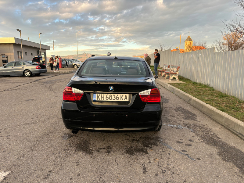 BMW 318 i, снимка 4 - Автомобили и джипове - 46352160