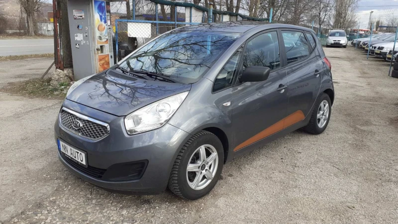 Kia Venga 1.4I, снимка 3 - Автомобили и джипове - 48451571