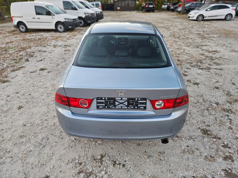 Honda Accord 2.0/LUXURY/АВТОМАТ/БЕЗ РЪЖДА, снимка 4 - Автомобили и джипове - 49117917