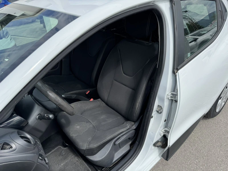 Renault Clio 0.9 Tce LPG, снимка 10 - Автомобили и джипове - 50165895