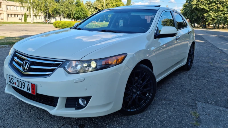 Honda Accord 2 4 EXCLUSIVE , снимка 2 - Автомобили и джипове - 51628648