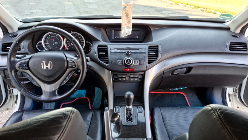 Honda Accord 2 4 EXCLUSIVE , снимка 9 - Автомобили и джипове - 51628648