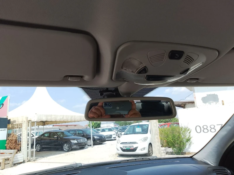 Mercedes-Benz C 220 Ц220, снимка 15 - Автомобили и джипове - 50662436