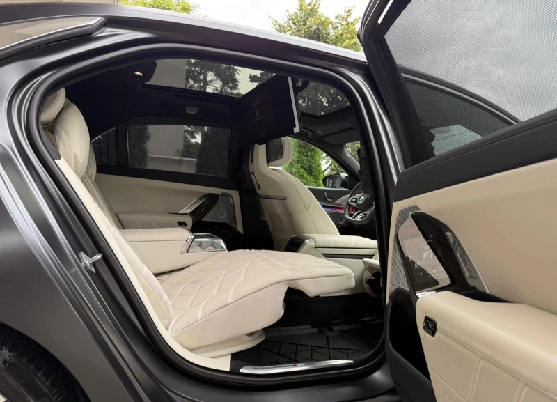 BMW 760 e Plug-in Hybrid xDrive, снимка 9 - Автомобили и джипове - 52096711
