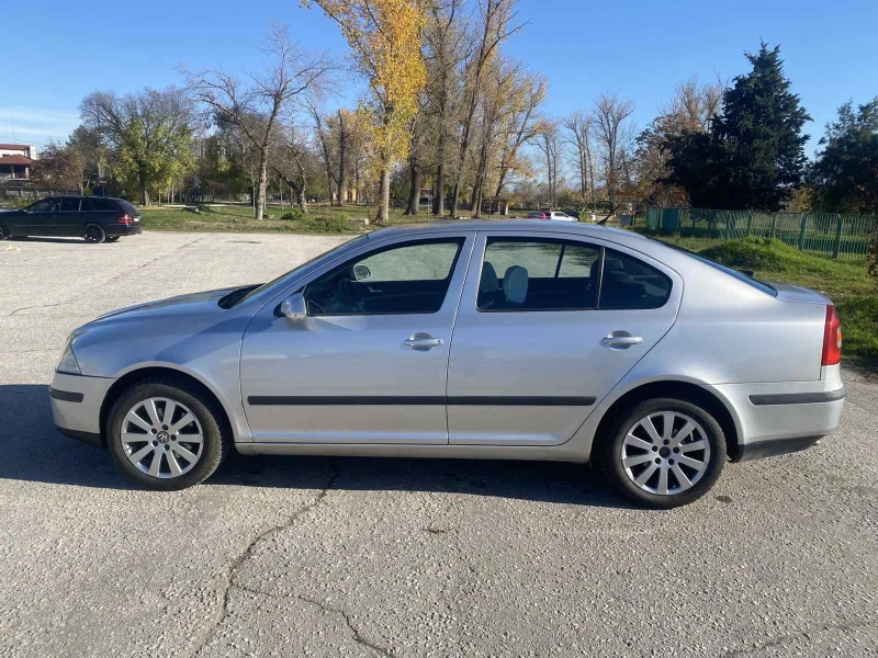Skoda Octavia 2.0tdi, снимка 4 - Автомобили и джипове - 52431312