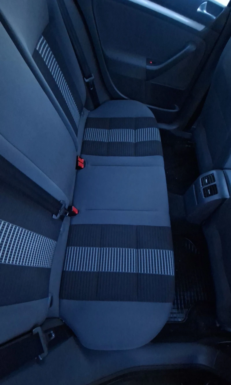 VW Golf 1.9TDI 105к.с. 2008г., снимка 11 - Автомобили и джипове - 53027903