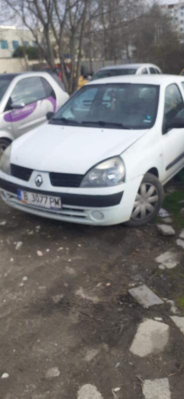Renault Clio, снимка 1 - Автомобили и джипове - 44728401