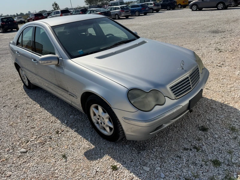 Mercedes-Benz C 200 - 3850 лв. - 27748830 1