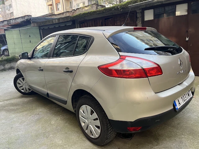 Renault Megane, снимка 6 - Автомобили и джипове - 52775933