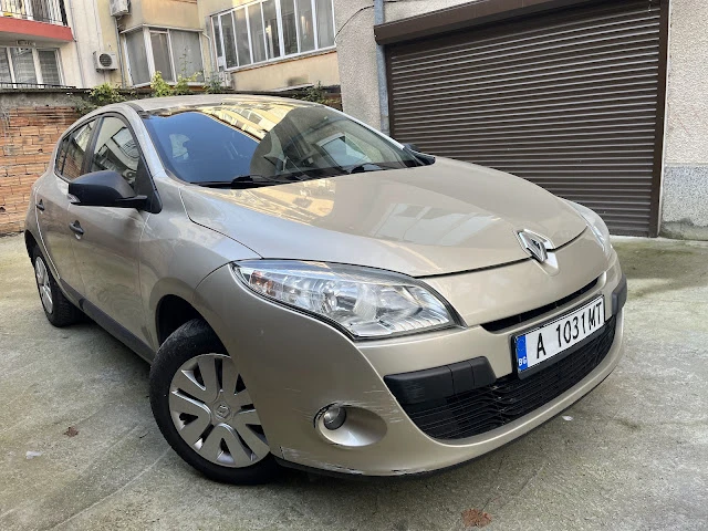 Renault Megane, снимка 3 - Автомобили и джипове - 52775933