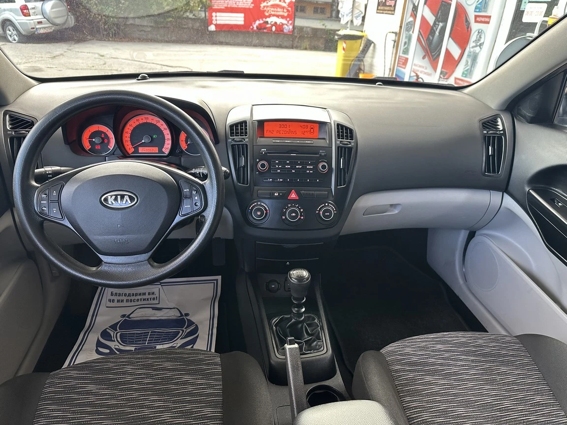 Kia Ceed 1.6crdi 90ks - изображение 8