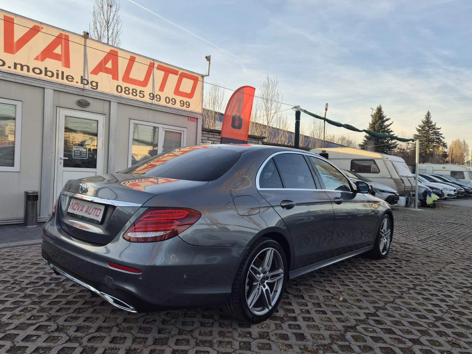 Mercedes-Benz E 220 CDI-4 MATIC-AMG-ДИГИТАЛ КОКПИТ-HEAD UP - изображение 4