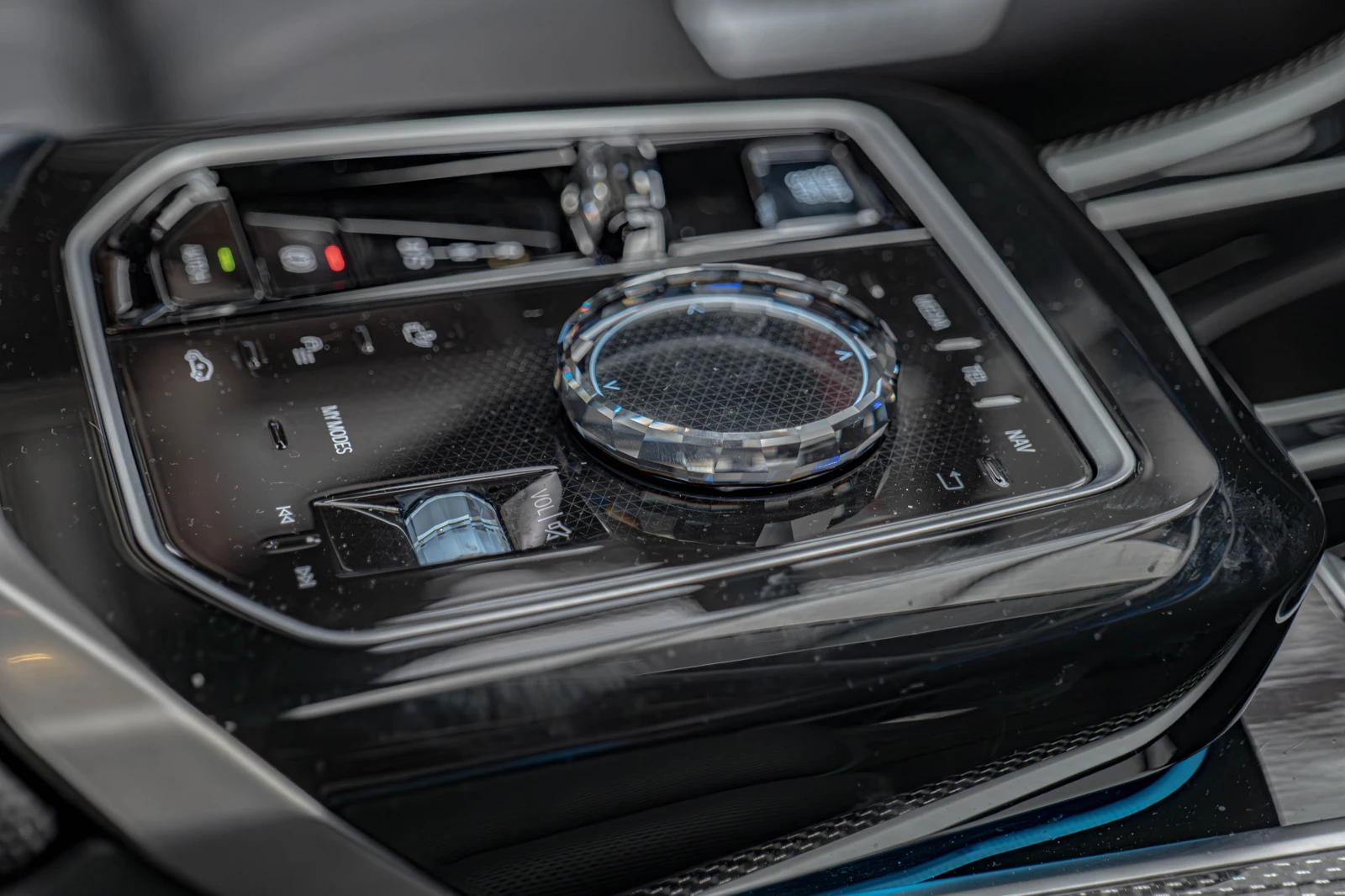 BMW 760 e/Swarovski/Bowers/Theater Screen/Carbon/360 | Mobile.bg   12