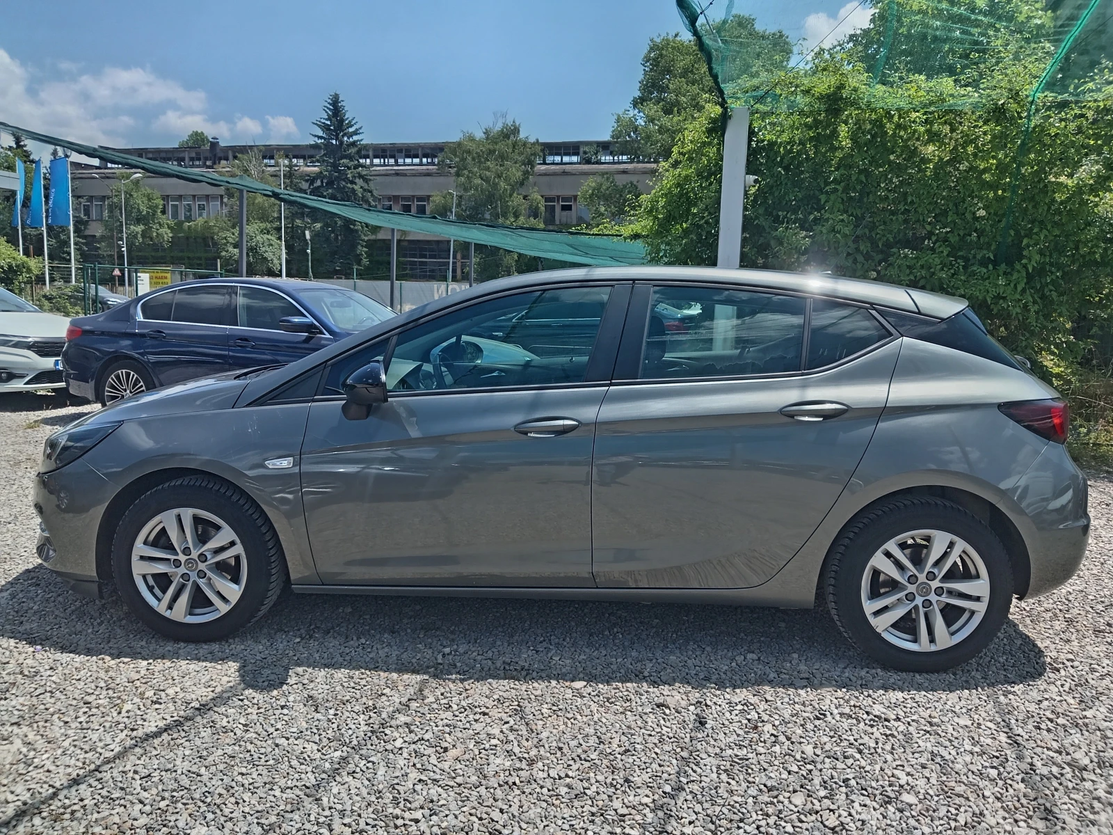 Opel Astra 1.2T  - изображение 5