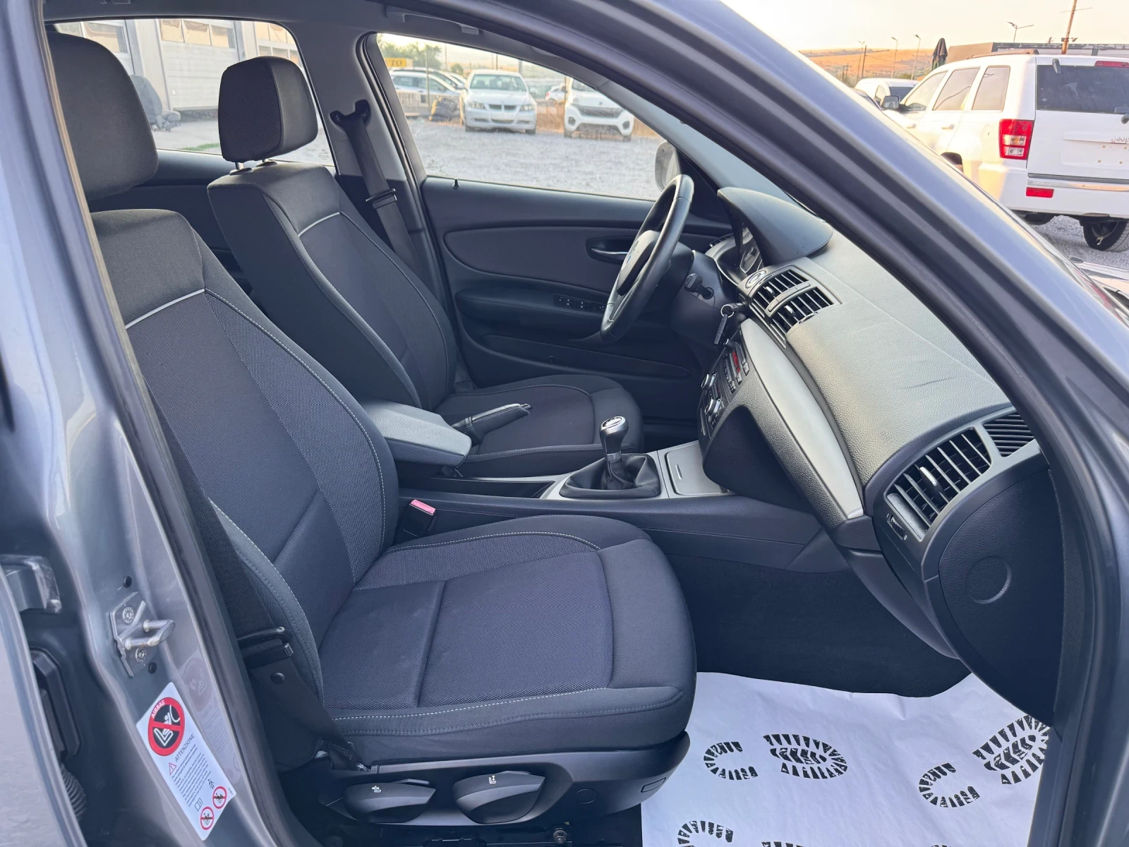 BMW 118 127.000хил.км/НОВА/РЕАЛНИ КИЛОМЕТРИ - изображение 10