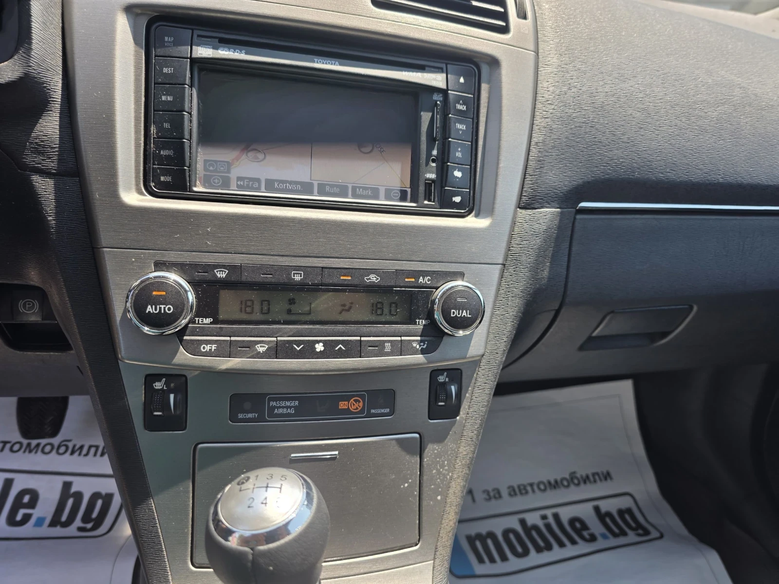 Toyota Avensis 2.0d4d NAVI - изображение 10