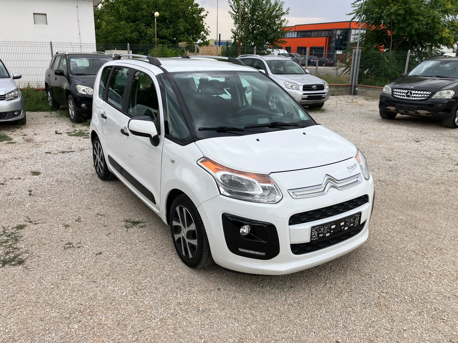 Citroen C3 Picasso 1.4-газ инжекцион - изображение 10
