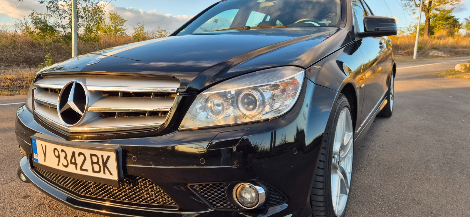 Mercedes-Benz C 320  - изображение 6